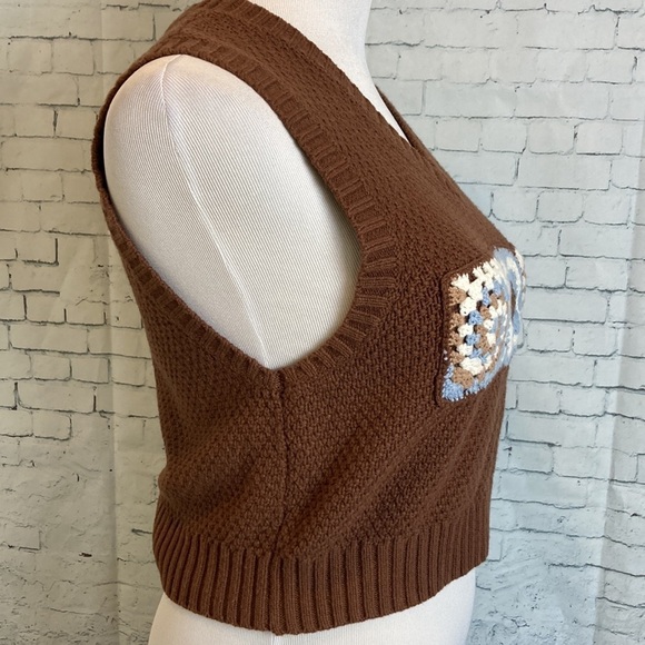 Sunday Best Crochet Knit Squares Cropped Sweater Vest S Academia Boho Grannycore - Picture 9 of 16